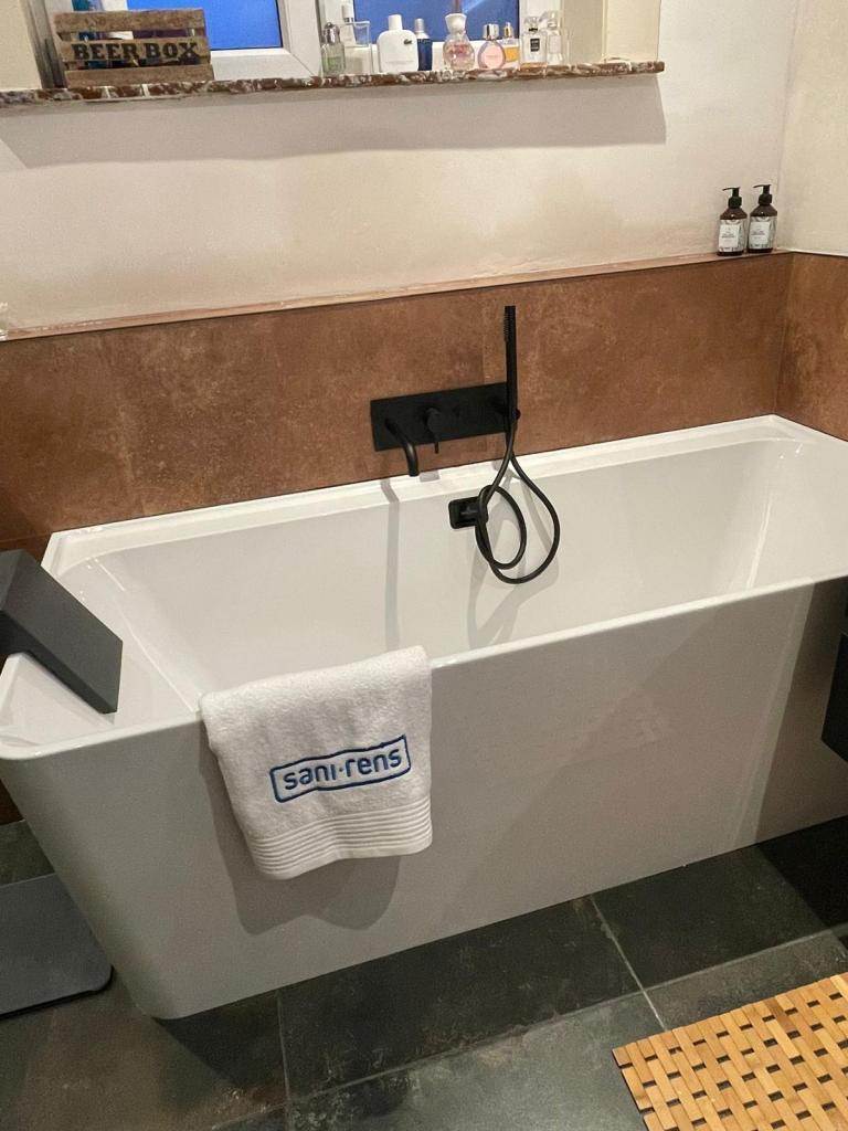 Sanirens sanitair bad
