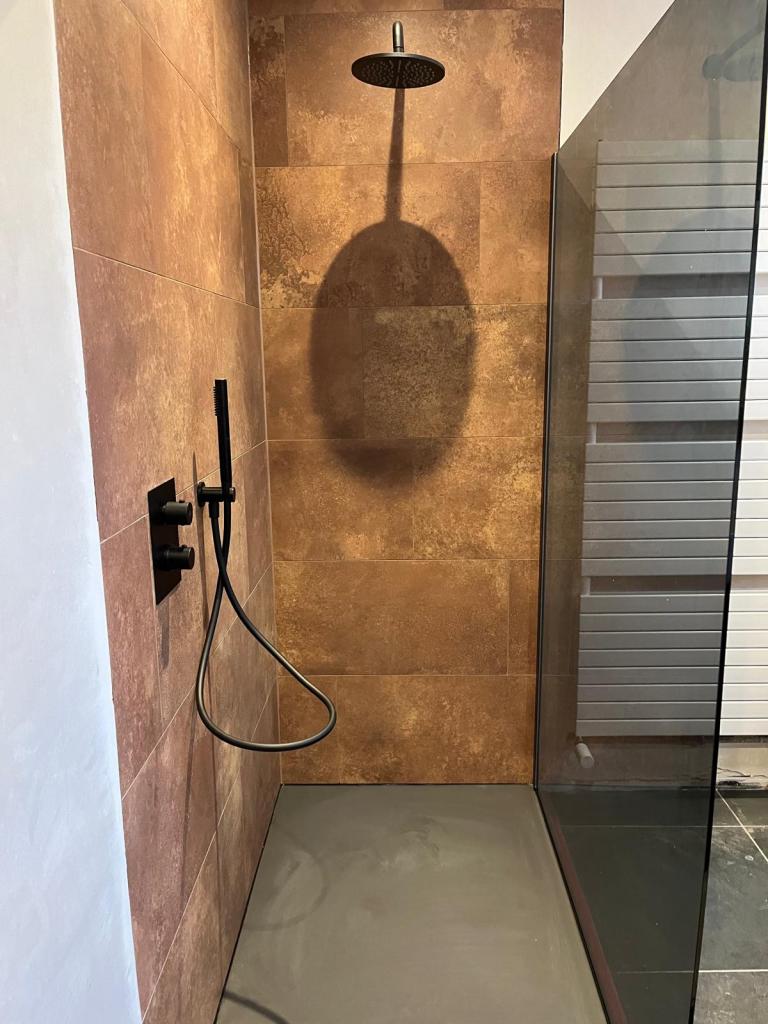 Sanirens Sanitair Douche