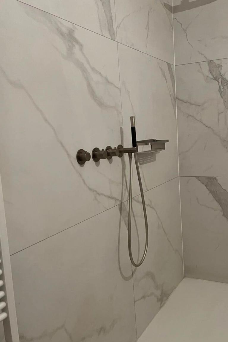 Sanirens Sanitair Douche