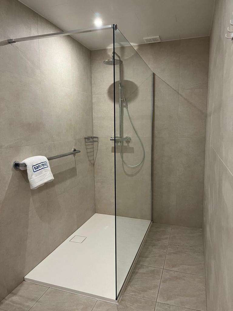 Sanirens Sanitair Douche